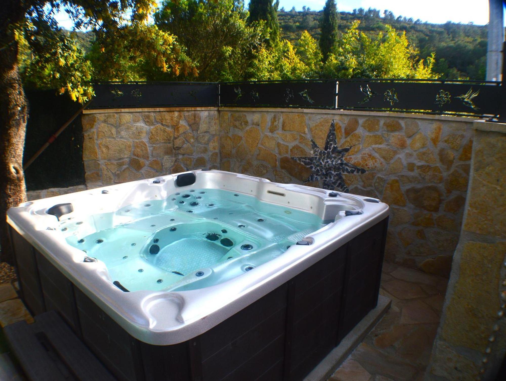 La Rose Des Vents & Spa - Gite Provence Néoules Exterior foto